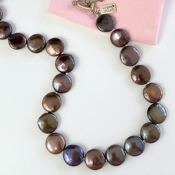 Freshwater Coin Pearl Necklace/Hand Knotted - Picture 4 of 5